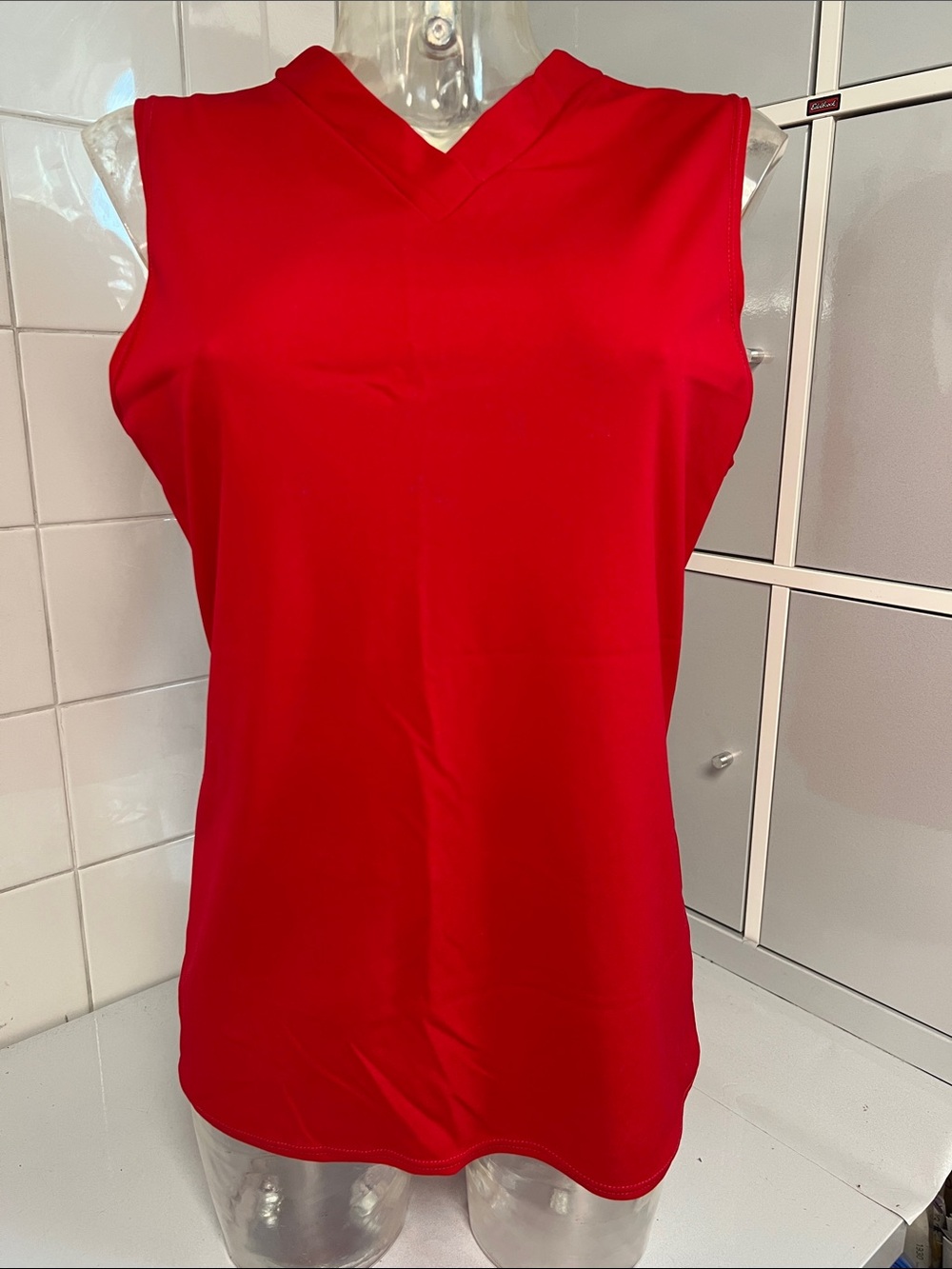 Summer Weight Nylon Sleeveless V-Neck Sports Jersey XL NWOT Red
